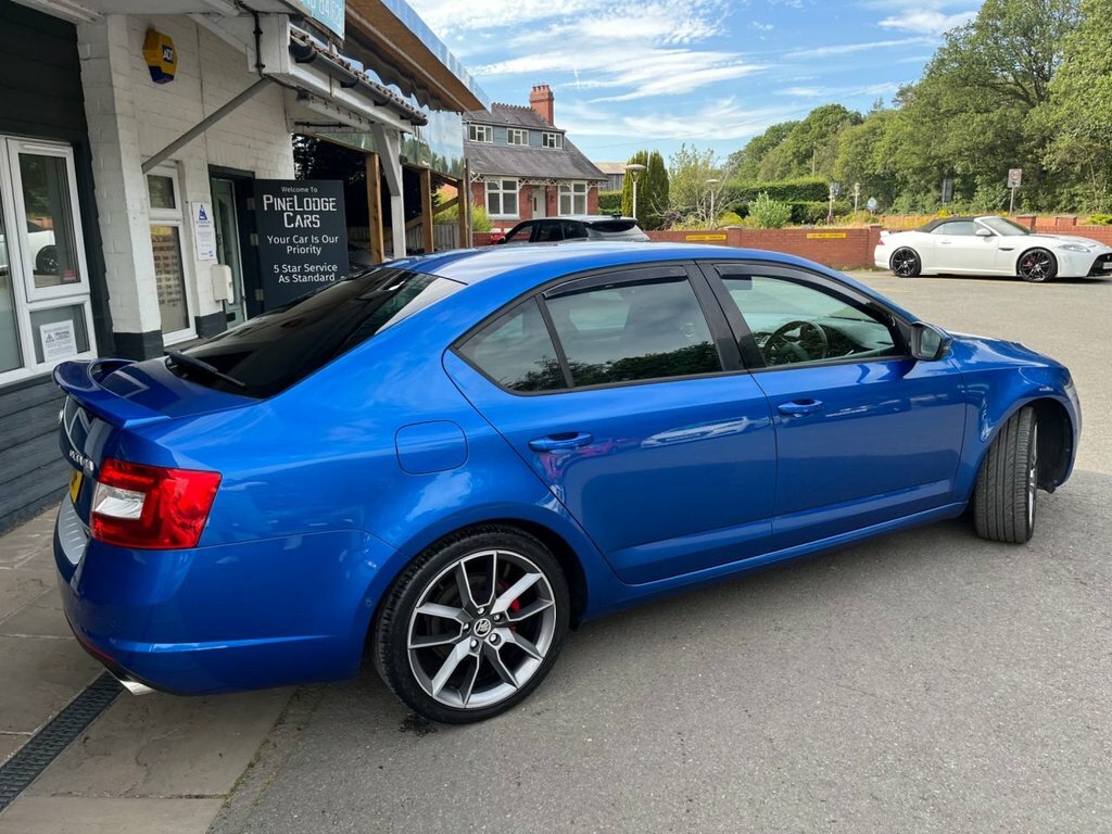 Skoda Octavia 2.0 Tdi Se Estate Euro 5 Ss Red #19