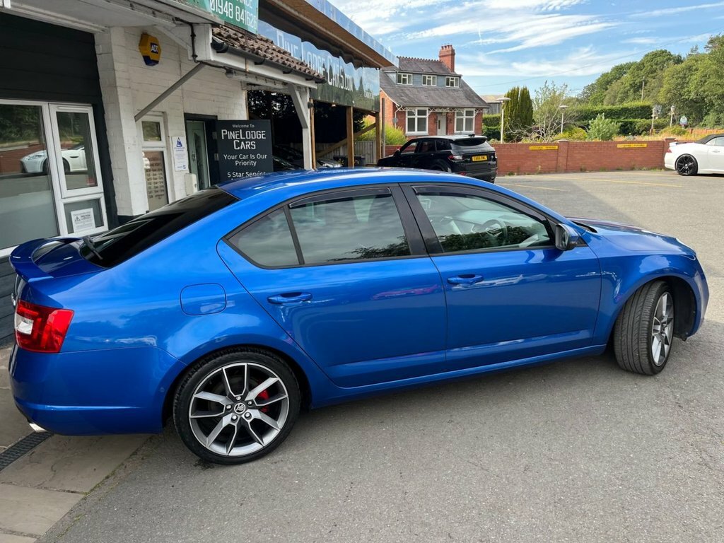 Skoda Octavia 2.0 Tdi Se Estate Euro 5 Ss Red #14