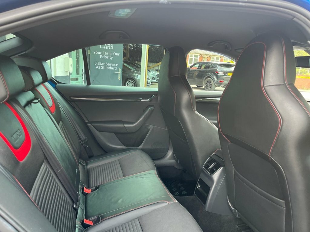 Skoda Octavia 2.0 Tdi Se Estate Euro 5 Ss Red #48