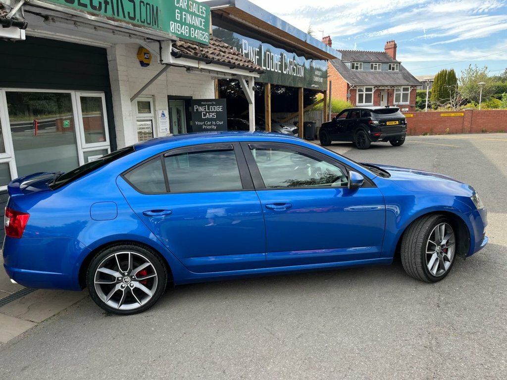 Skoda Octavia 2.0 Tdi Se Estate Euro 5 Ss Red #15