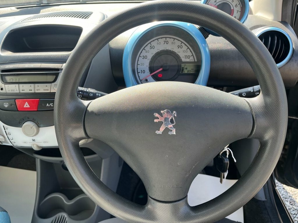 Peugeot 107 1.0 Urban Hatchback Silver #27