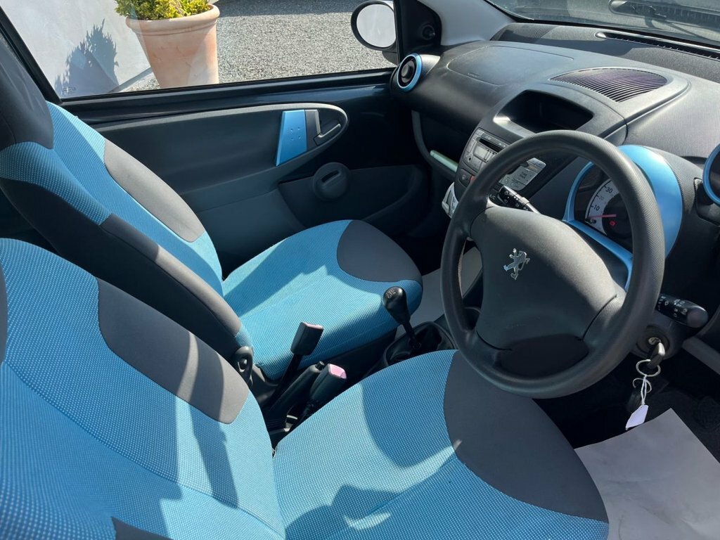 Peugeot 107 1.0 Urban Hatchback Silver #24
