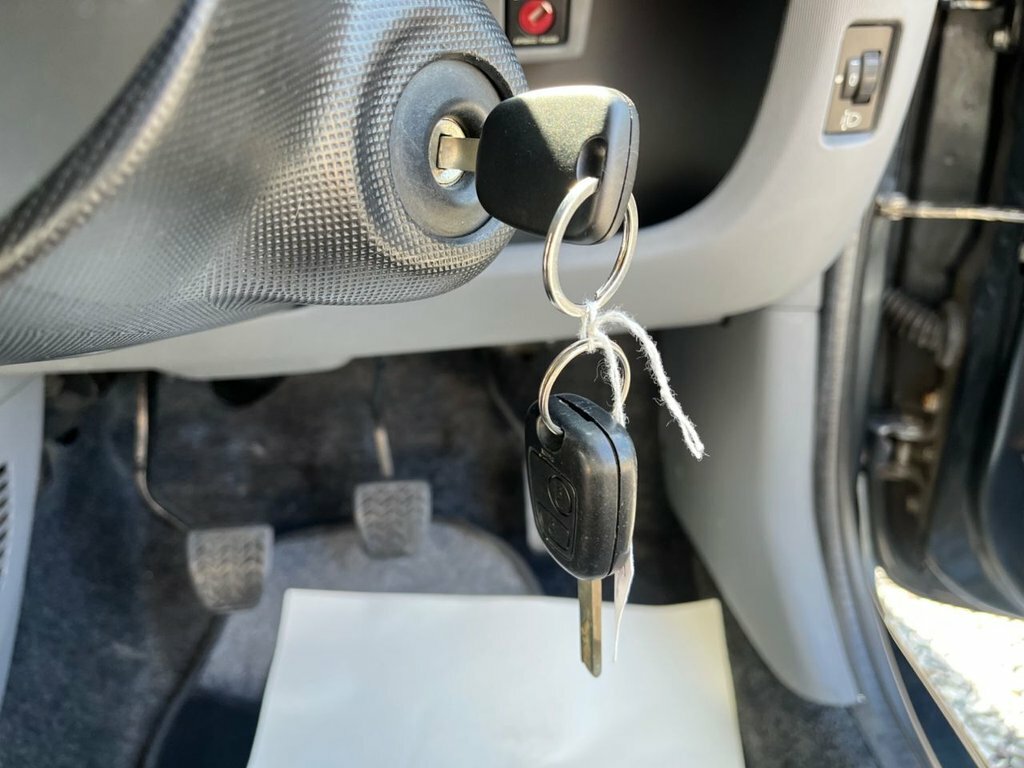 Peugeot 107 1L Urban Move Grey #4