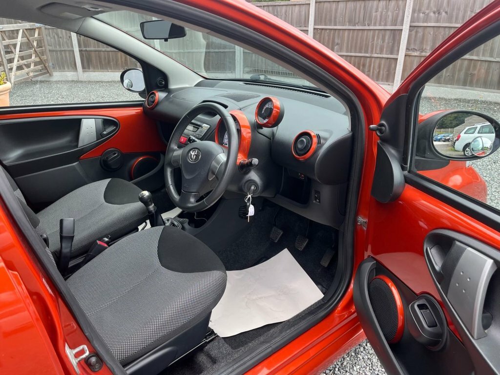 Toyota Aygo 1.0 Vvt-i Move Euro 5 White #21
