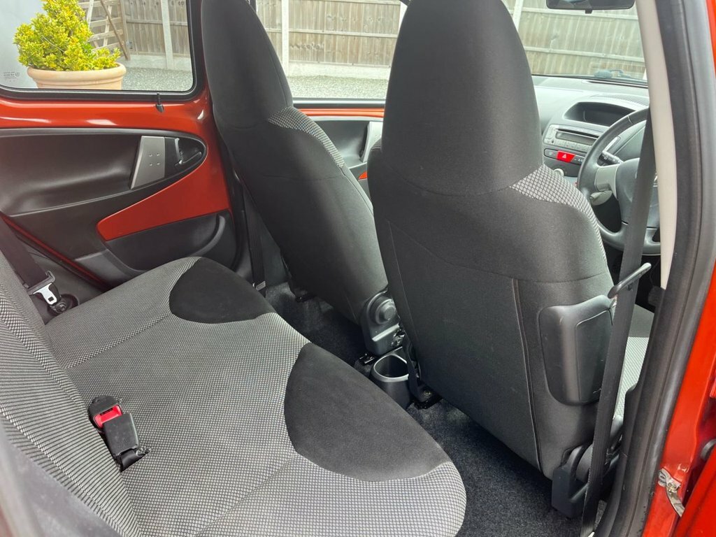 Toyota Aygo 1.0 Vvt-i Move Euro 5 White #28
