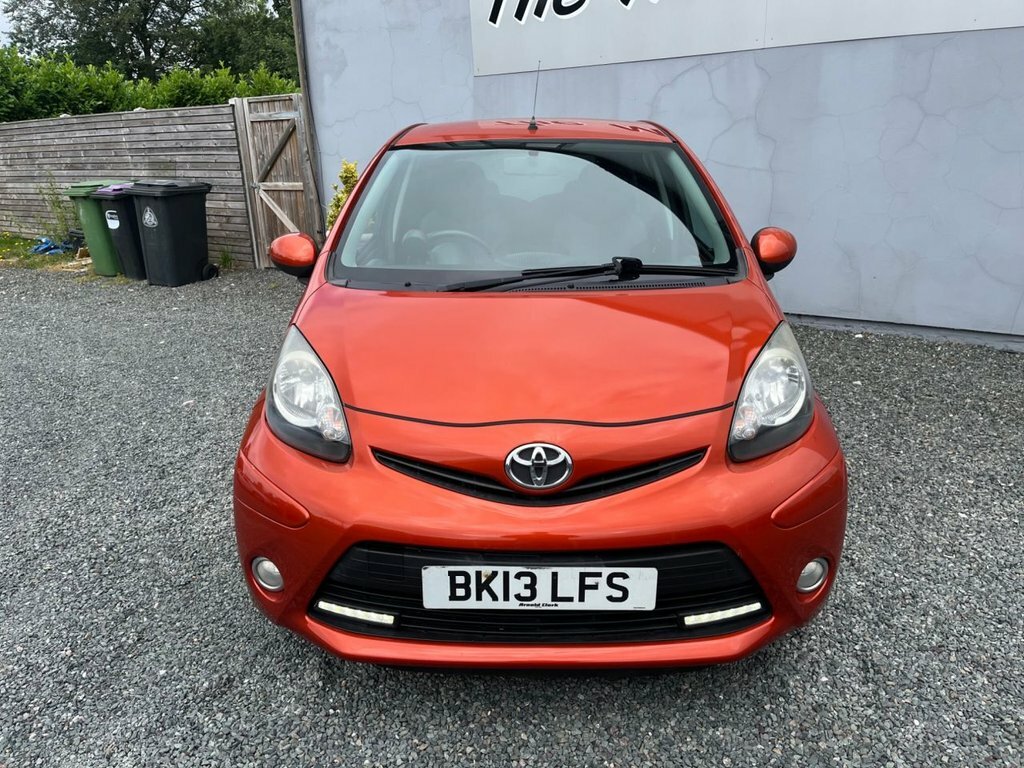 Toyota Aygo 1.0 Vvt-i Move Euro 5 White #16