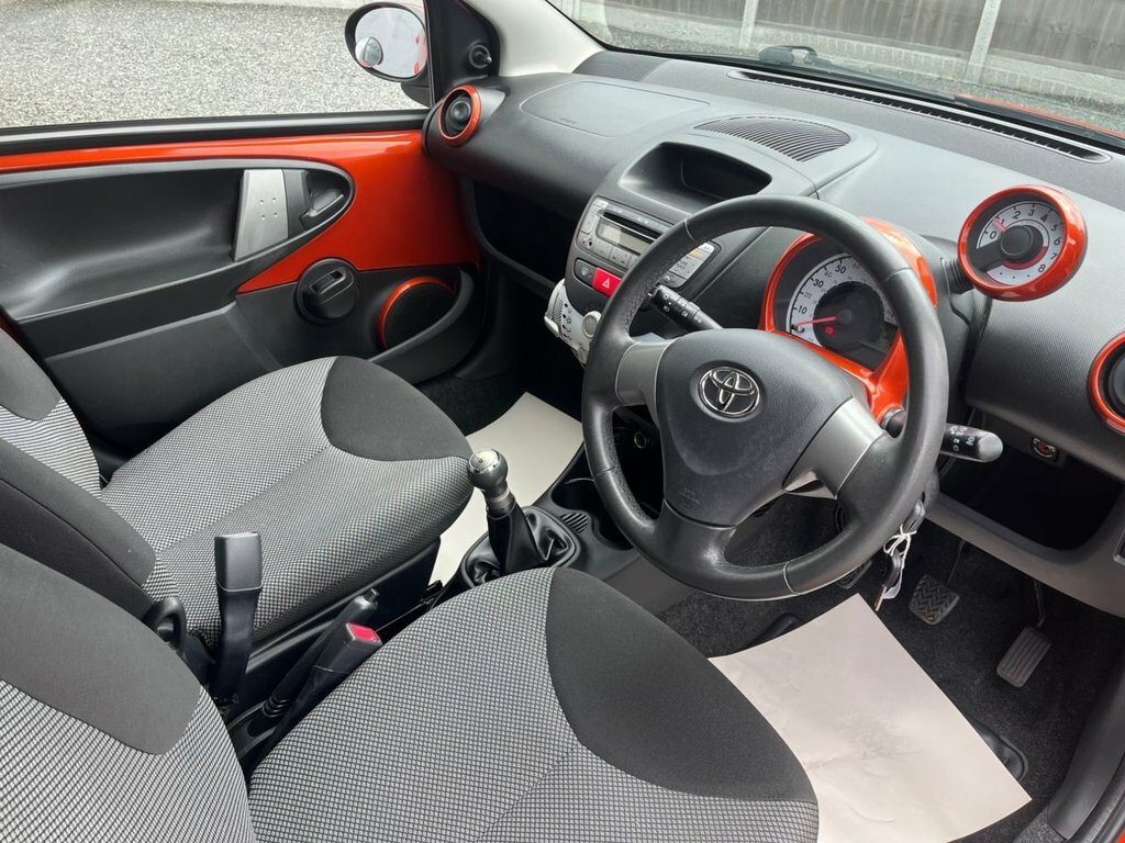 Toyota Aygo 1.0 Vvt-i Move Euro 5 White #22