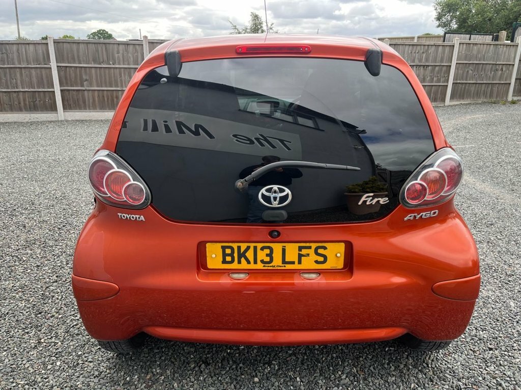 Toyota Aygo 1.0 Vvt-i Move Euro 5 White #17
