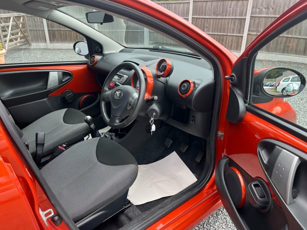 Toyota Aygo 1.0 Vvt-i Move Euro 5 White #20