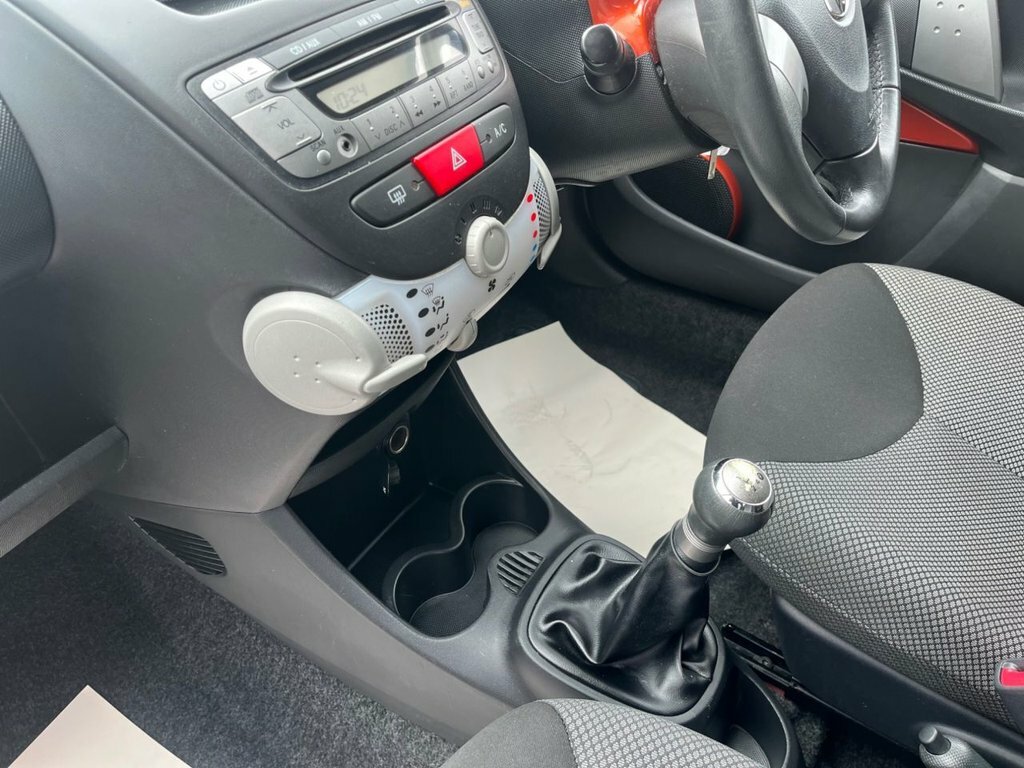 Toyota Aygo 1.0 Vvt-i Move Euro 5 White #42