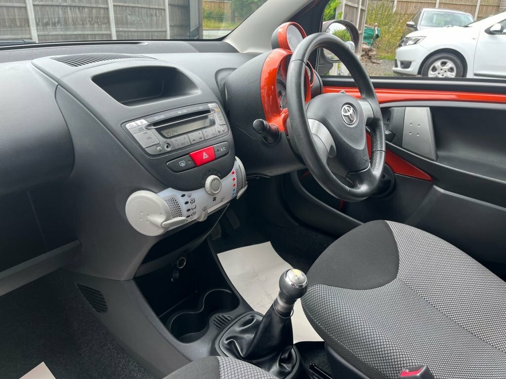 Toyota Aygo 1.0 Vvt-i Move Euro 5 White #40