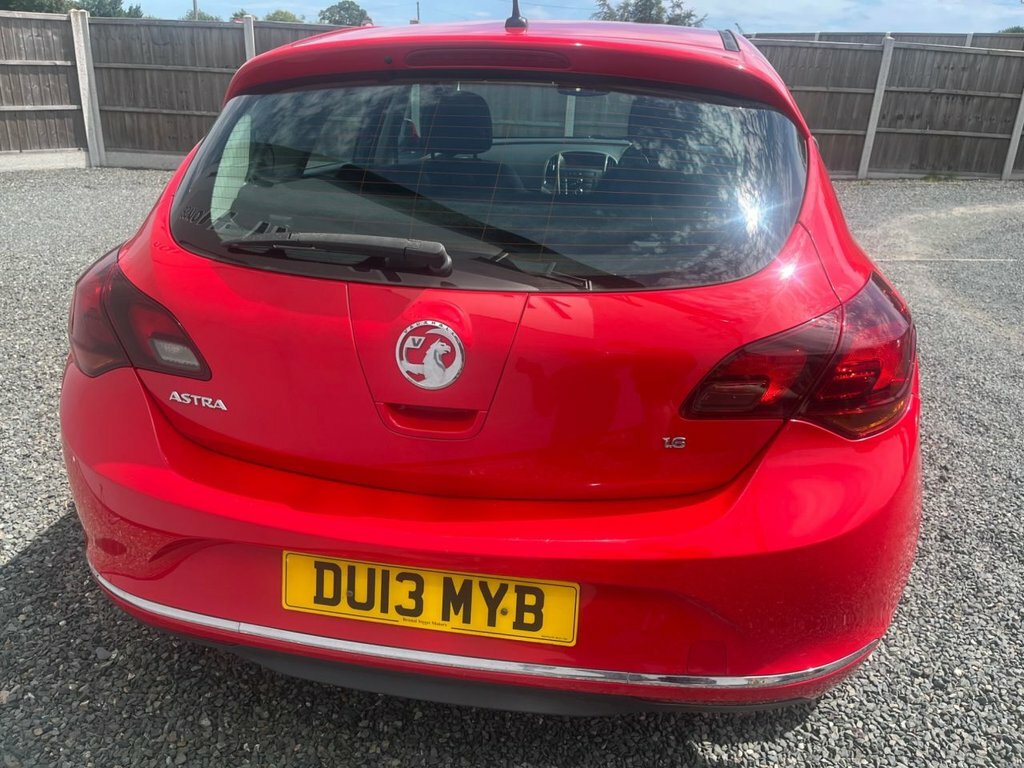 Vauxhall Astra 1.6 16V Exclusiv Sports Tourer Euro 5 Blue #18