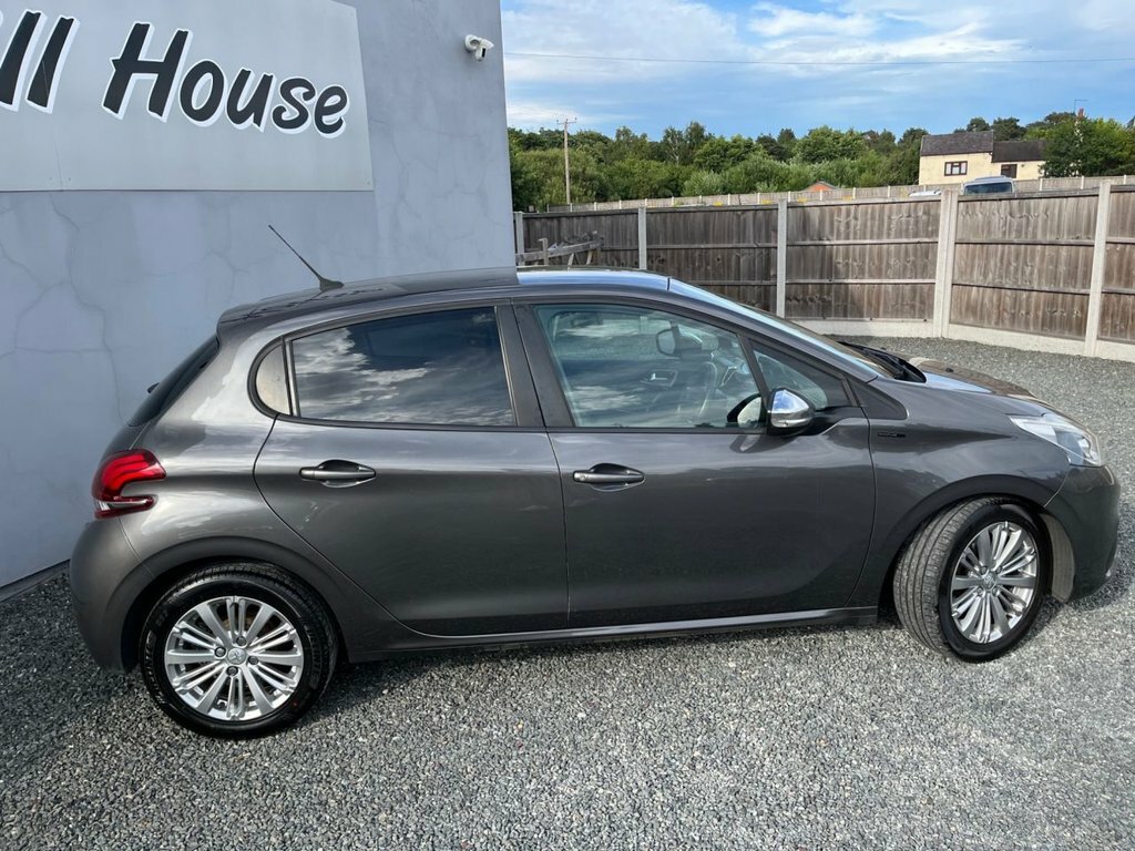 Peugeot 208 1.2 Puretech Signature Euro 6 Ss  #11