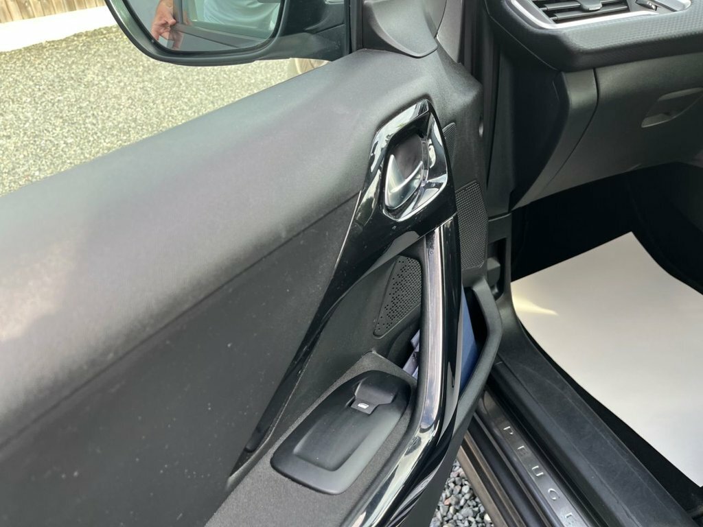 Peugeot 208 1.2 Puretech Signature Euro 6 Ss  #46
