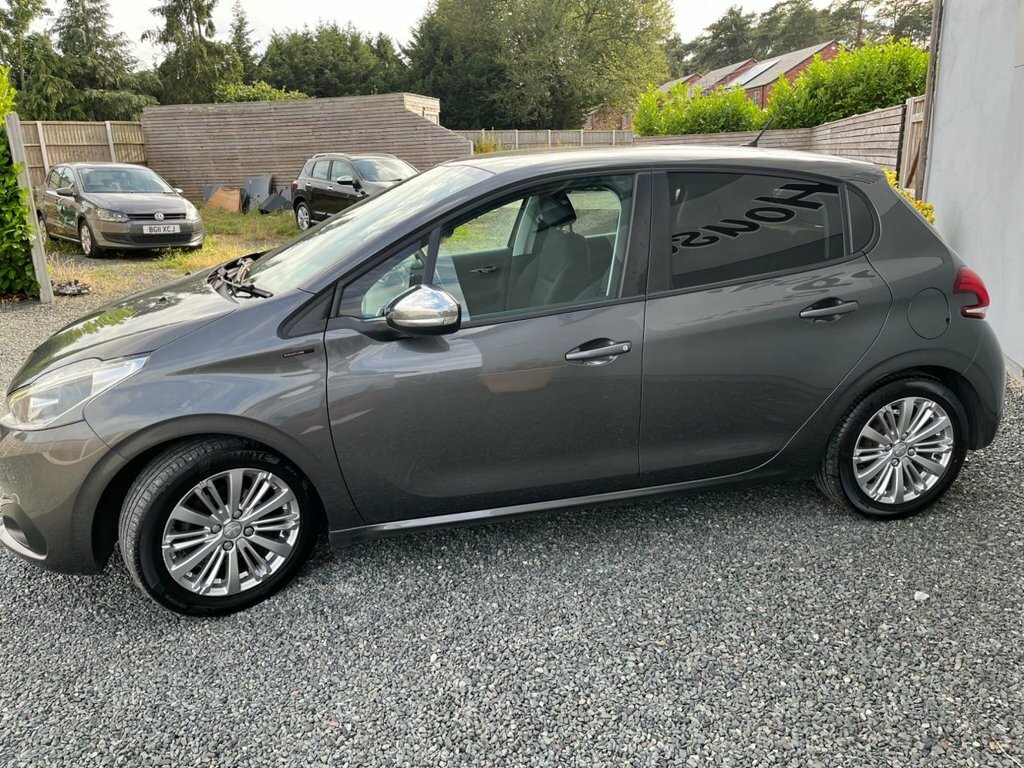 Peugeot 208 1.2 Puretech Signature Euro 6 Ss  #23