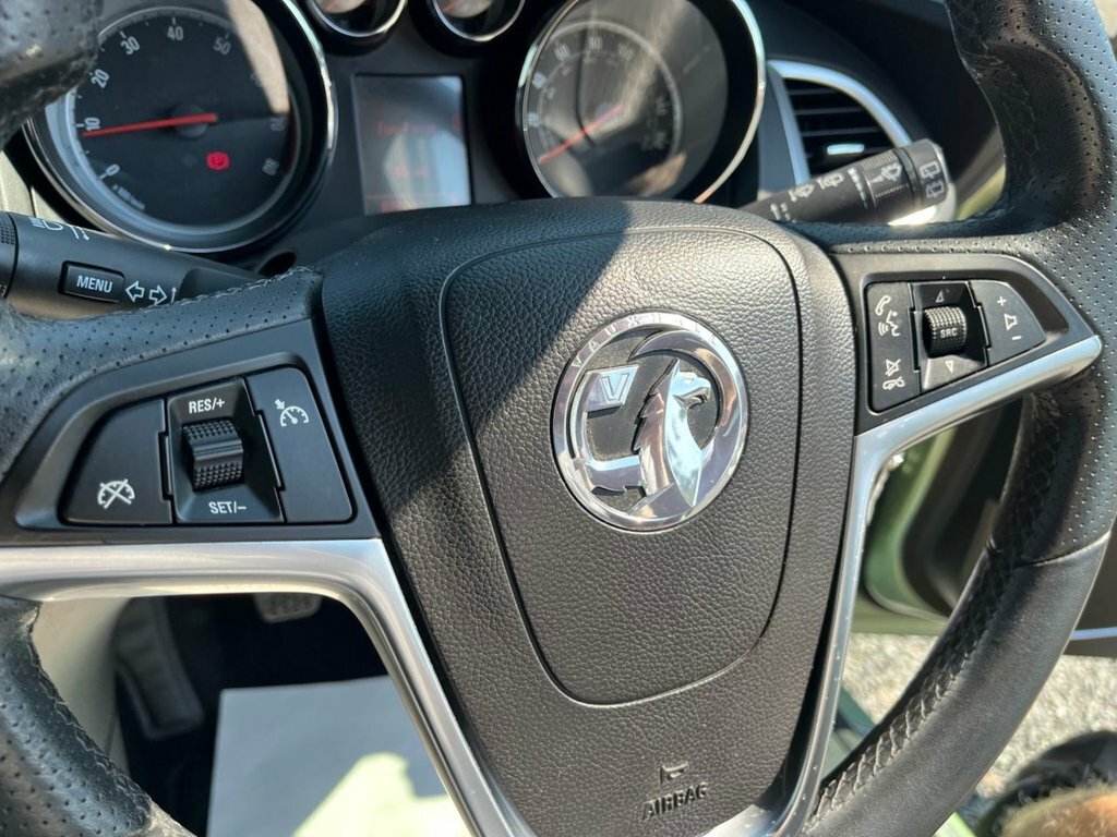 Vauxhall Astra 2011 Vauxhall Astranbsp1.6 16V Sri Sports Tourer Silver #30