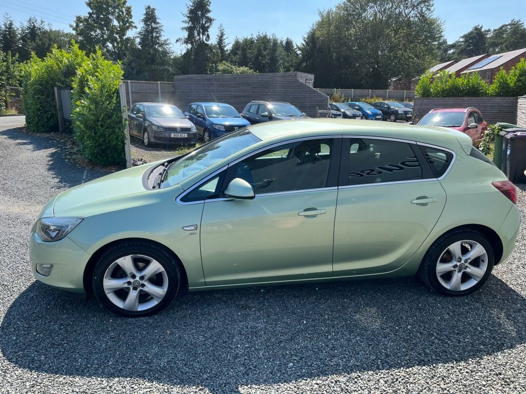 Vauxhall Astra 2011 Vauxhall Astranbsp1.6 16V Sri Sports Tourer Silver #15