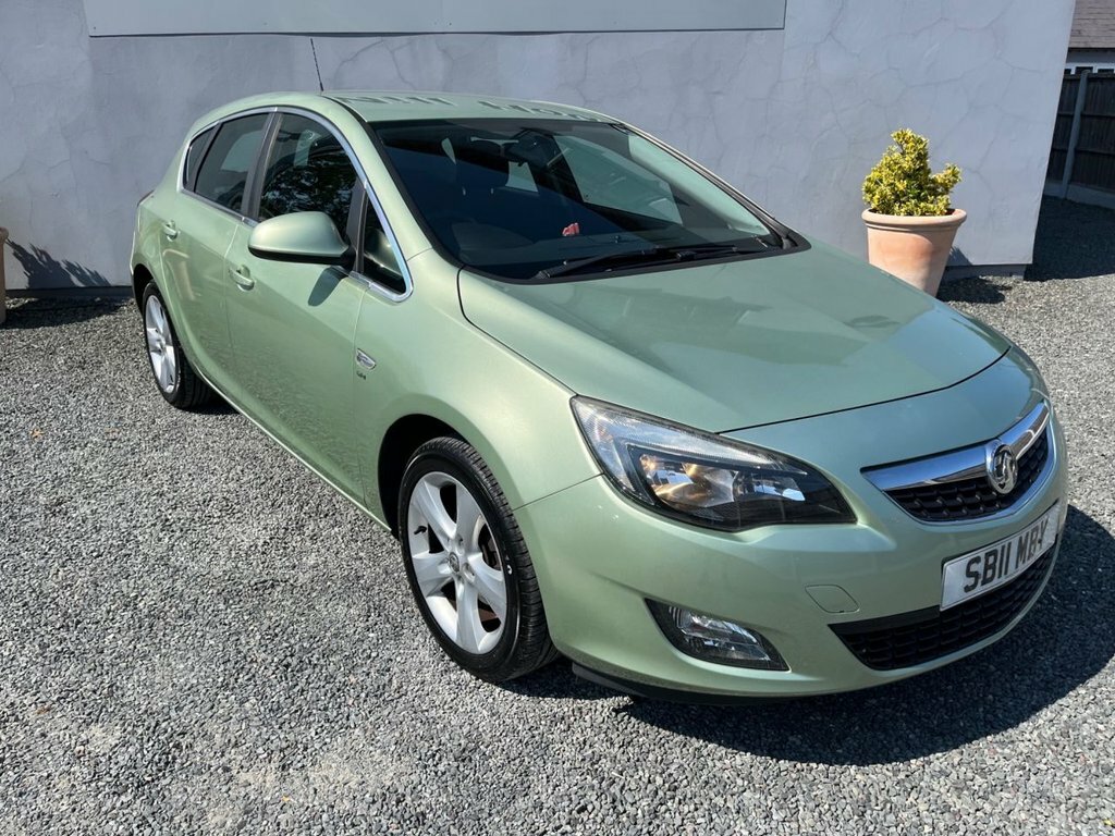 Vauxhall Astra 2011 Vauxhall Astranbsp1.6 16V Sri Sports Tourer Silver #13