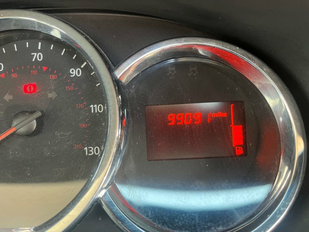 Dacia Sandero 0.9 Tce Ambiance Ulez Free Fsh 53K Miles Silver #28