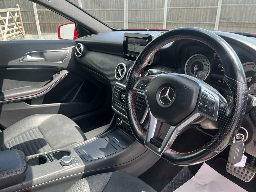 Mercedes-Benz A Class 2L Amg Sport Red #2