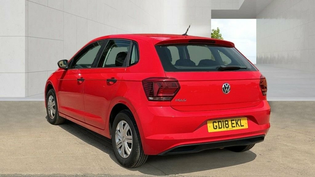 Volkswagen Polo 1L S Red #3