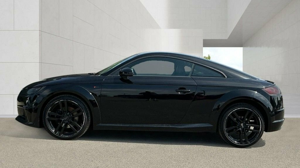 Audi TT 2L S Line Black #5