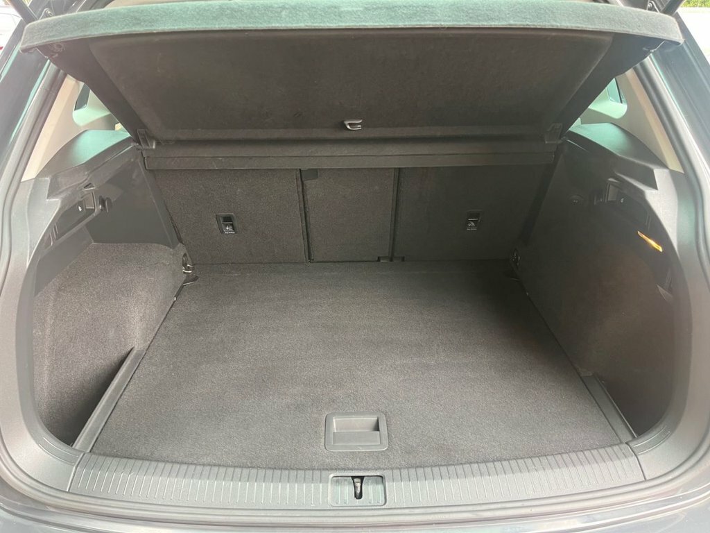 Volkswagen Tiguan 1.5L Match CE20RZJ Grey #4
