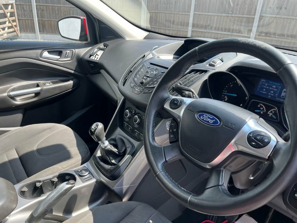 Ford Kuga 2L Zetec Red #2
