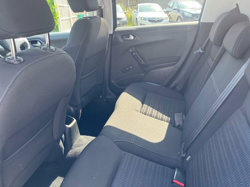Peugeot 208 1L Allure Blue #4