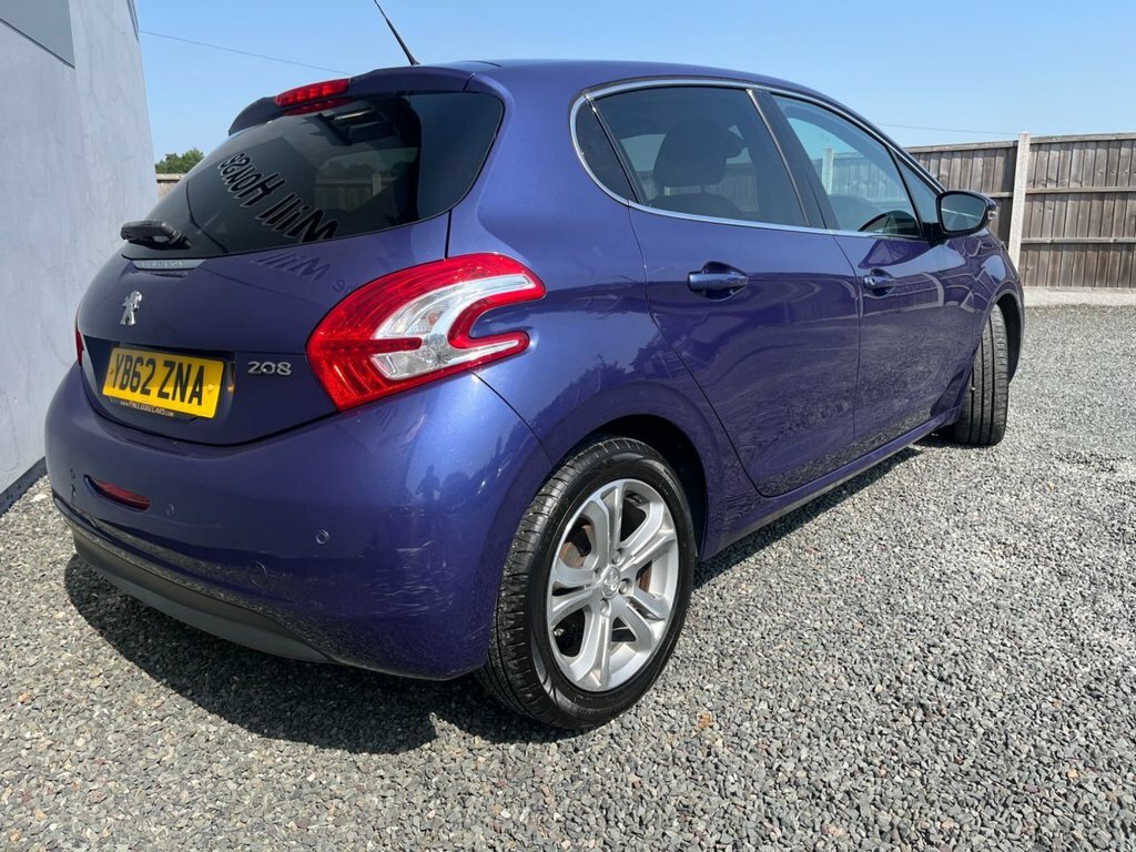 Peugeot 208 Access Silver #21