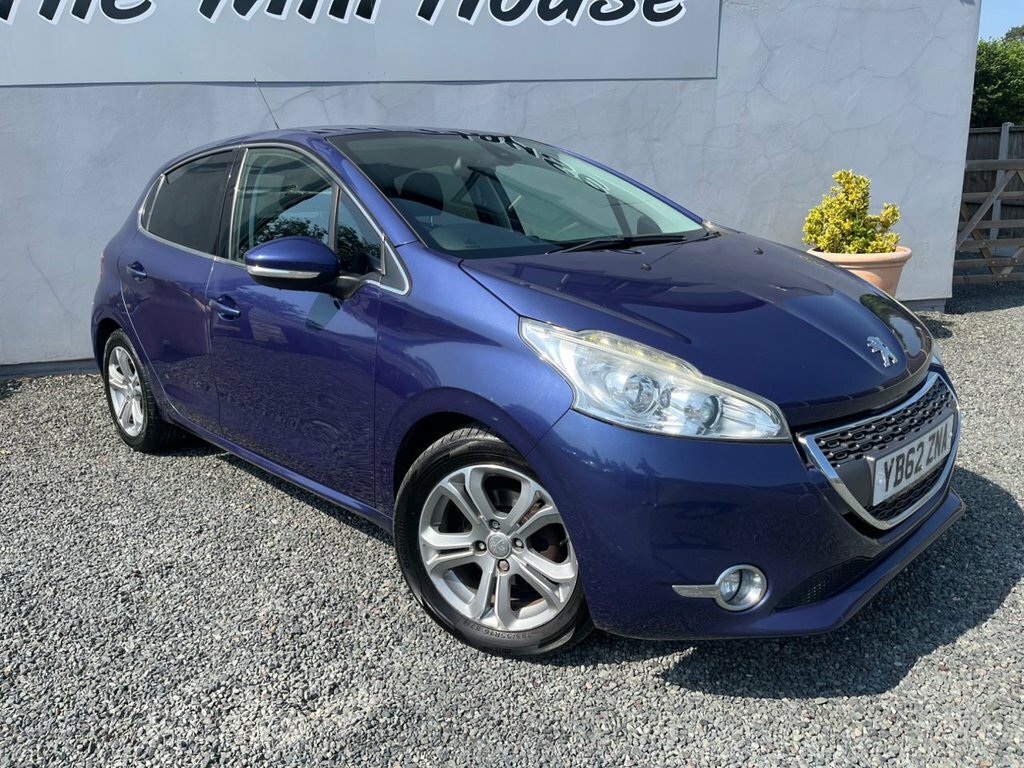 Peugeot 208 Access Silver #7