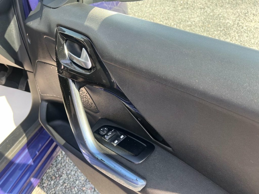 Peugeot 208 Access Silver #24