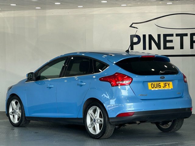 Ford Focus 1.0T Ecoboost Titanium Hatchback OU16JFY Blue #6