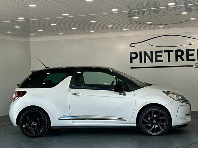 DS DS 3 1.2 Puretech Givenchy Le Makeup Hatchback Petr MC17FCX White #5