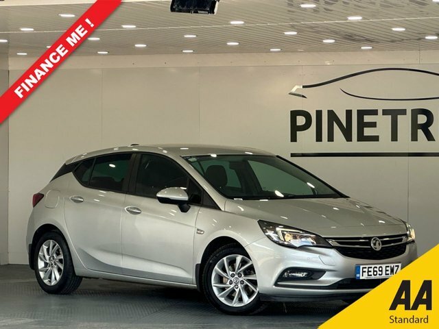 Vauxhall Astra 1.6 Cdti Blueinjection Tech Line Nav Hatchback Silver