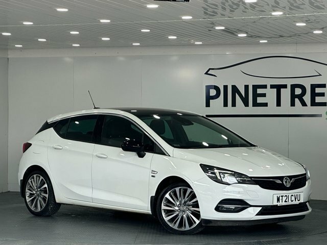 Vauxhall Astra 1.5 Turbo D Griffin Edition Hatchback M White