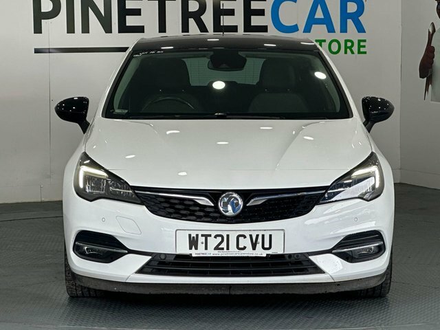 Vauxhall Astra 1.5 Turbo D Griffin Edition Hatchback M White #2