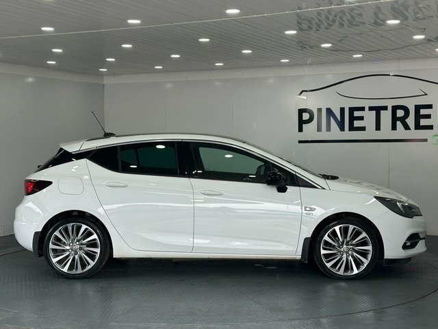Vauxhall Astra 1.5 Turbo D Griffin Edition Hatchback M White #5