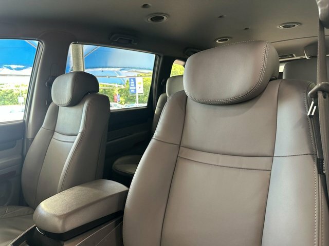 SsangYong Turismo  Silver #16