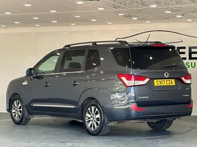 SsangYong Turismo 2.2D Elx Mpv T-tronic 4Wd Selectable Eu Grey #6