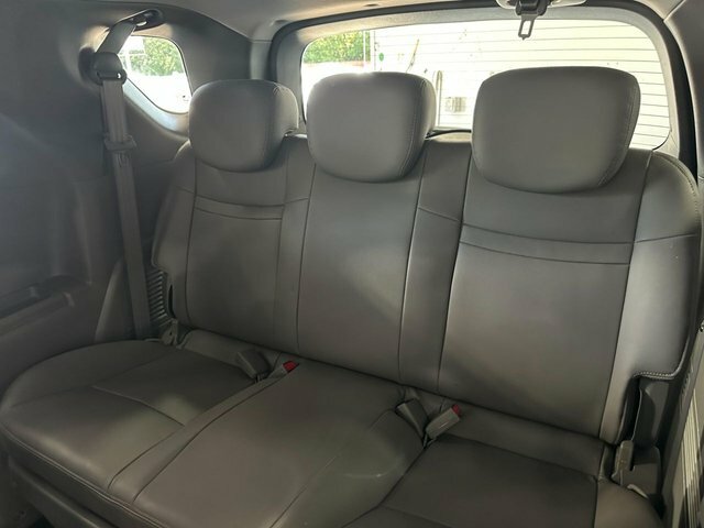 SsangYong Turismo  Silver #13