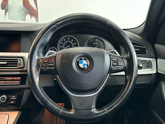 BMW 5 Series 2.0 520D Se Touring Steptronic Euro 5 White #18