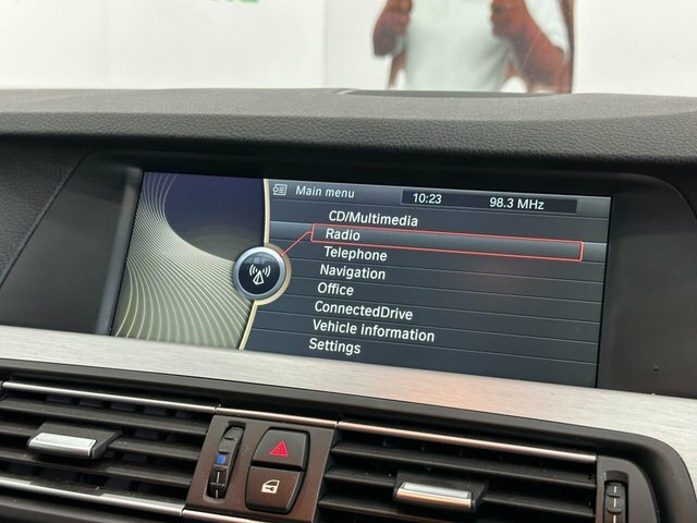 BMW 5 Series 2.0 520D Se Touring Steptronic Euro 5 White #22