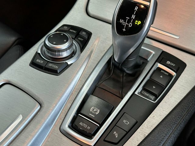 BMW 5 Series 2.0 520D Se Touring Steptronic Euro 5 White #20