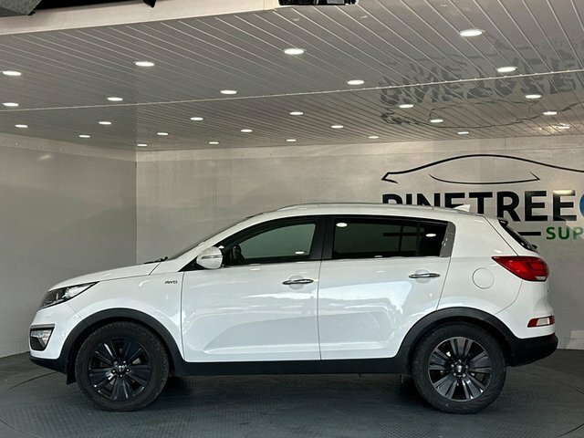 Kia Sportage 2.0 Crdi Kx-3 Suv Awd Euro 5 134 White #3