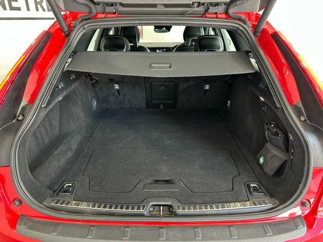 Volvo V90 D4 R-design Grey #27