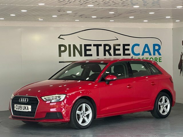 Audi A3 1.6 Tdi 30 Se Technik Sportback CU19UKA Red #2