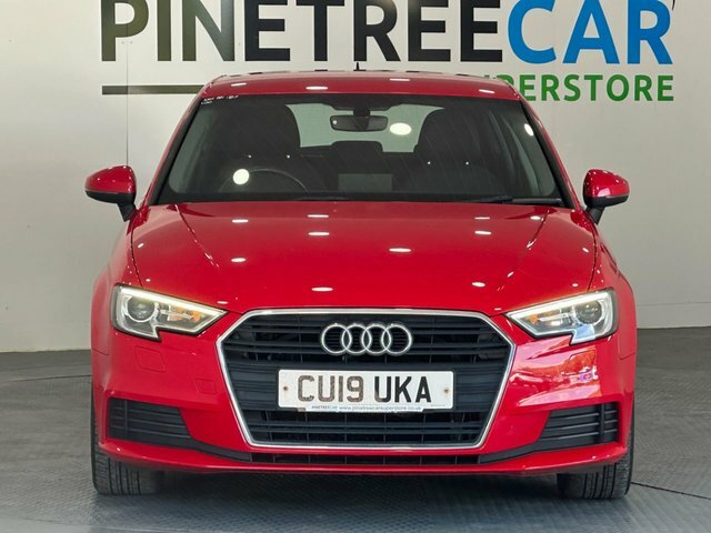 Audi A3 1.6 Tdi 30 Se Technik Sportback Red