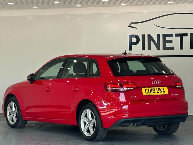 Audi A3 1.6 Tdi 30 Se Technik Sportback CU19UKA Red #5