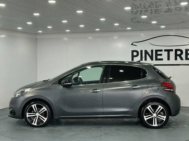 Peugeot 208 1.2 Puretech Gt Line Hatchback E Silver #4